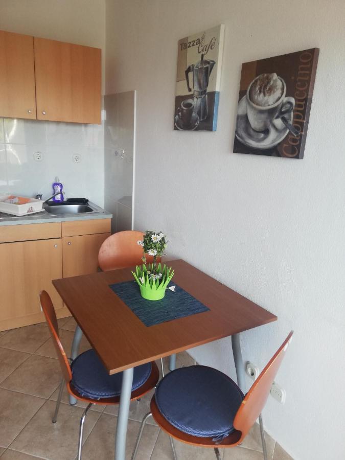Apartments Eti Бол Экстерьер фото