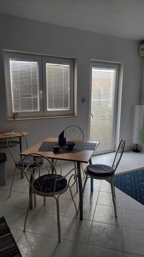 Apartments Eti Бол Экстерьер фото