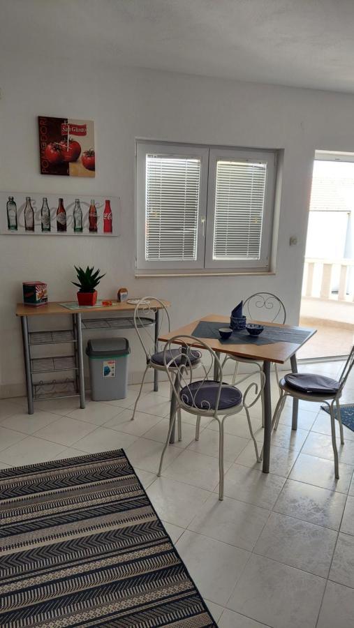 Apartments Eti Бол Экстерьер фото